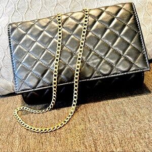 Womens Ashley Stewart Versatile Quilted Clutch